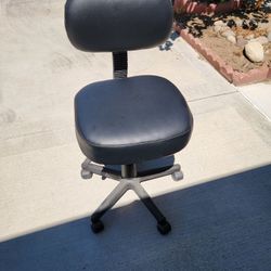 Short Office Chair