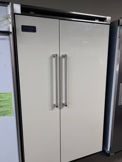 🔥 VIKING PROFESSIONAL 48” BUILT-IN REFRIGERATOR — $3,500 🔥