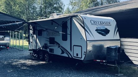 2016 Outdoors RV Creekside