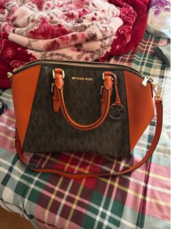 Michael Kors purse