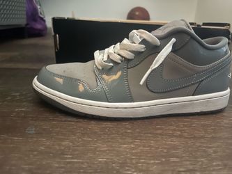 Air Jordan low se gray