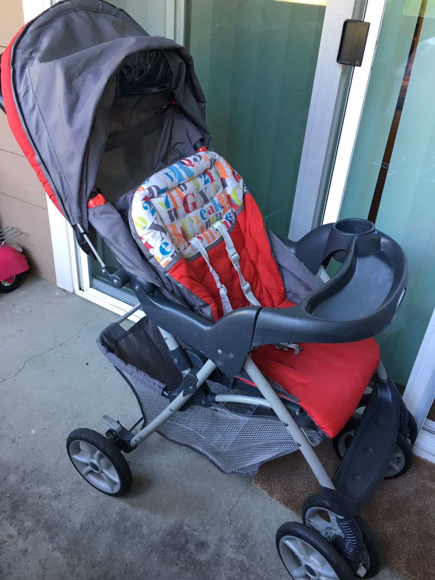 GRACO STROLLER *NO CARSEAT”
