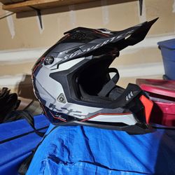 Dirtbike Helmet 