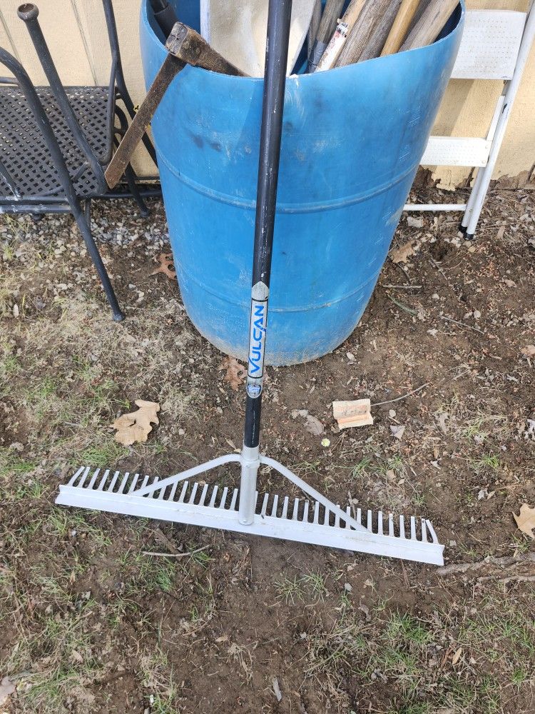 Vulcan Landscape Rake