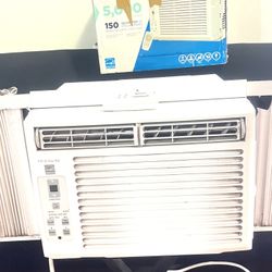 Frigidaire 5000BTU Air Conditioner AC - Delivery Available 