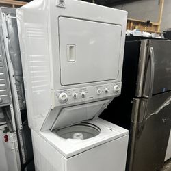 Kenmore 27in Washer And Electric Dryer Stackable 4 Months Warranty 