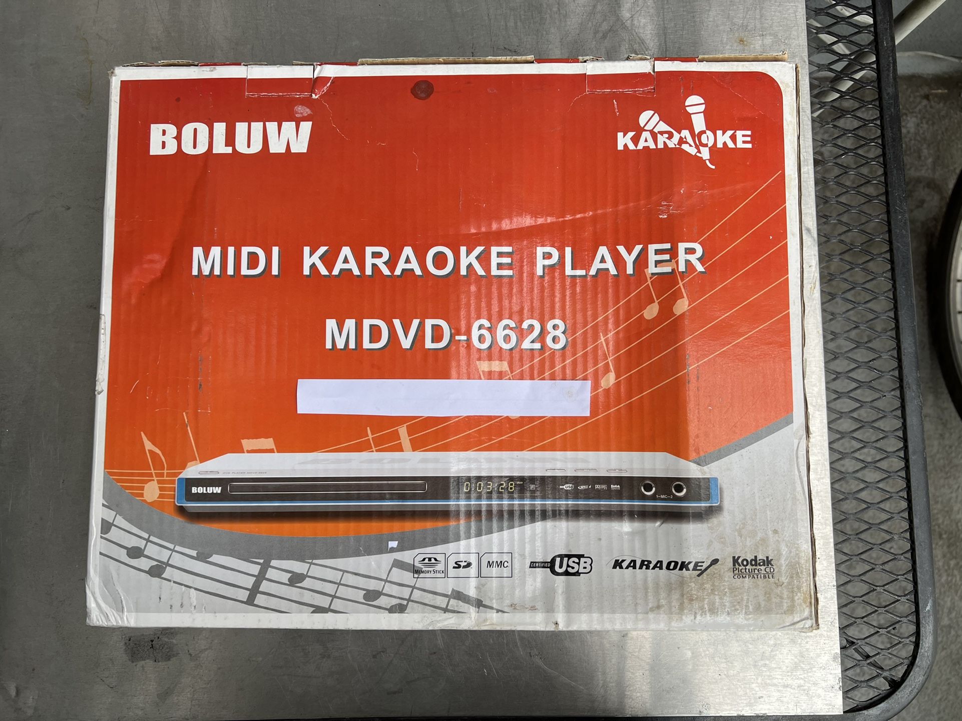 Boluw MDVD-6628 Prof. MIDI Karaoke DVD player 2 microphone Ports Plus /USB Plus