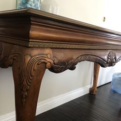 Beautiful Sofa Table, Real Wood , Hans Carved