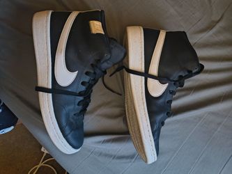 Nike shoes size 8 in half