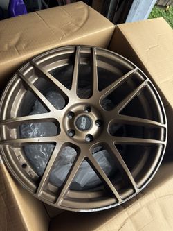 ESR RF1's 5x114.3 REARS ONLY, FRONTS Included But ARE DAMAGED. Read Post