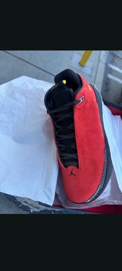 Jordan 4014  low ( Ferrari)