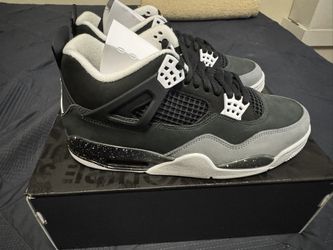 Nike Jordan 4 Retro 