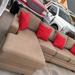 Sectional $170 Deliver Available Small Fee 