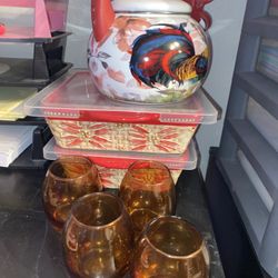 Vintage China Roster Set 