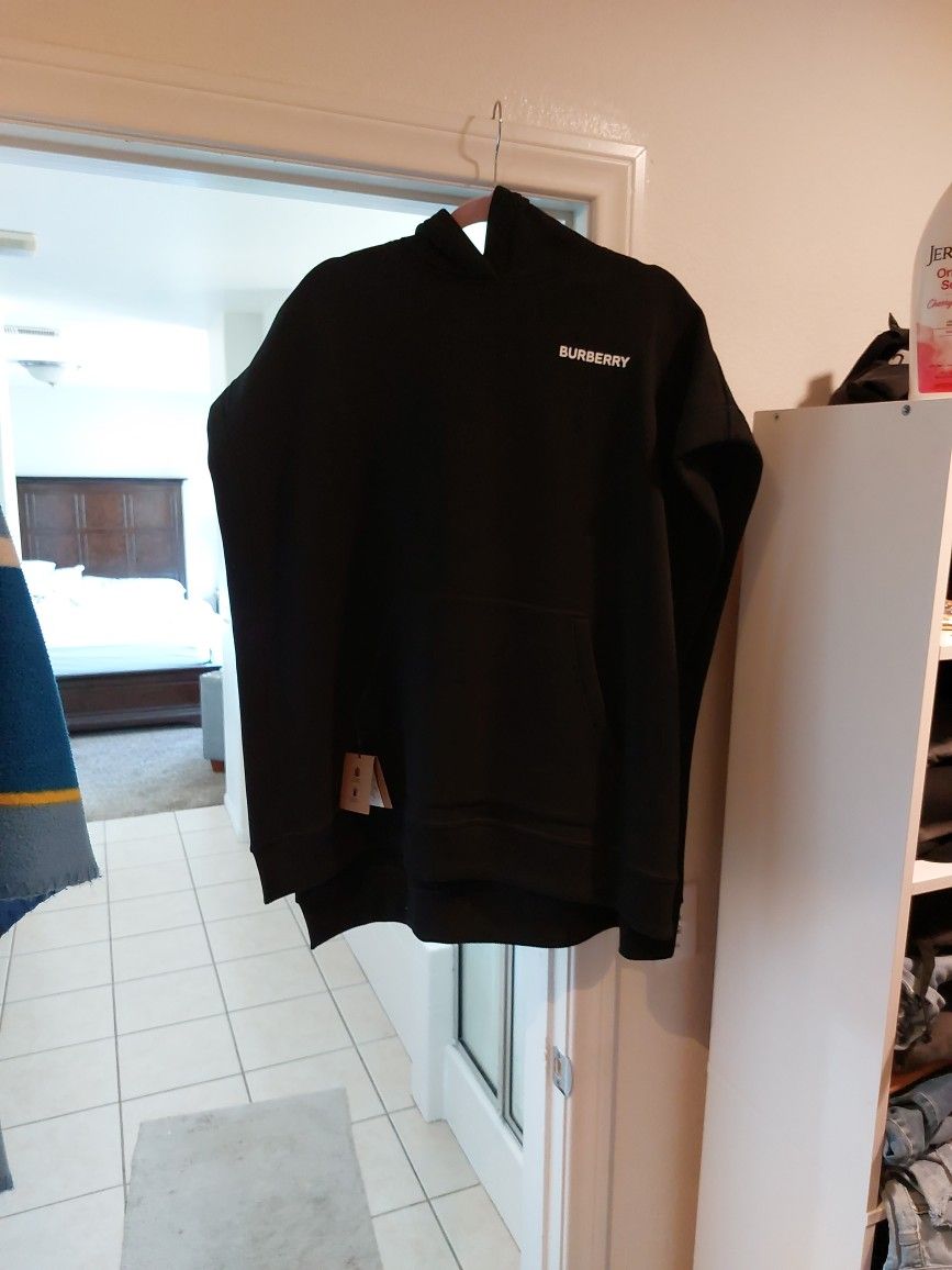 Burberry Sleeveless Hoddie