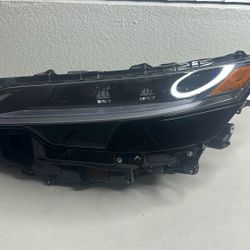 2023- 2024 LEXUS RX500H RX350 LEFT SIDE HEADLIGHT TRIPLE BEAM FULL LED OEM ( Complete)   oem 