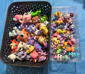 Littlest pet Shop Lot