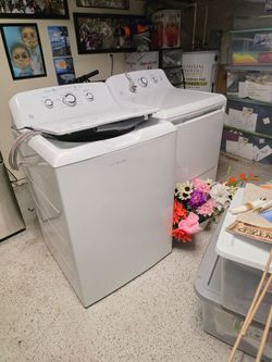 Moving sale
