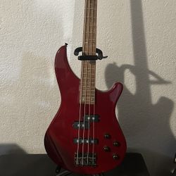 Mitchell MB300 Bass