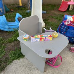Kids Desk 