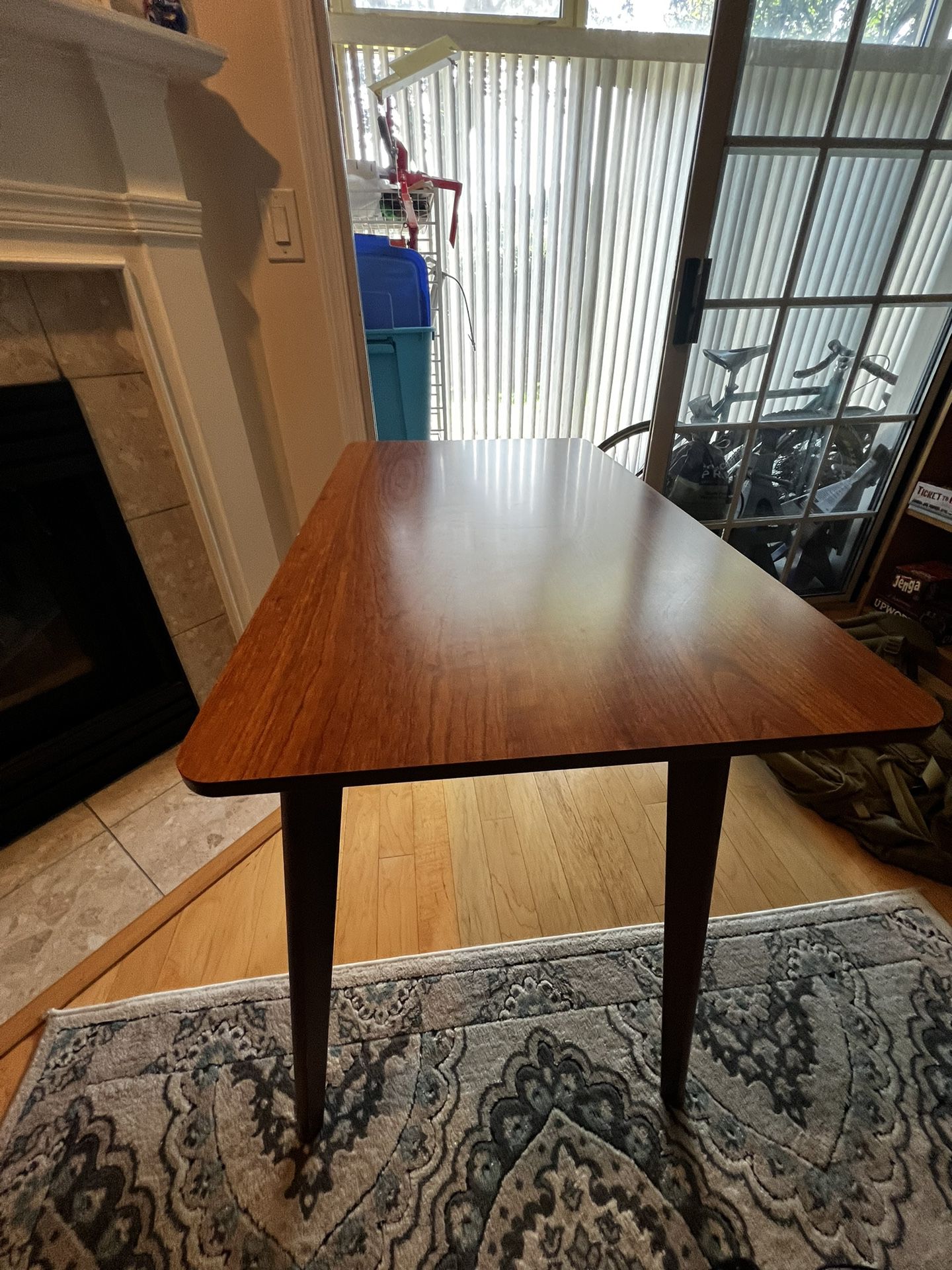 Small office desk For Sale 