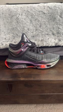 NIKE REACT GT JUMP