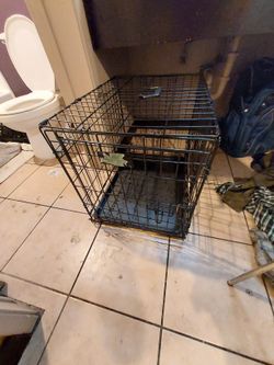 Collapsible/ adjustable 2 DOOR Pet Crate (Medium Size)