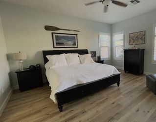 King Sleigh Bed-Beautiful! $400 OBO