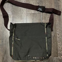 Vintage Universal Studios Camo Crossbody Messenger Bag 16x14