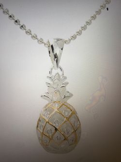 Silver Pineapple pendant chain included