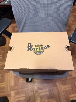 1461 Flame Doc Martens sz 9