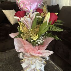 Mothers Day Arrangements 