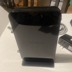 Cable Modem CM500 Accessories Included