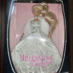 Jakks Pacific Millennium Diamond Fashion Doll, BOX Item #11345