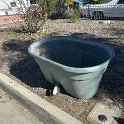 Free Plastic Water Trough 