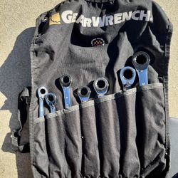 Wrenches 🔧 Good Condition I Have Lots Of Other Tools If Interested, Please Let Me Know.