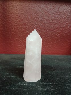 Rose Quartz Crystal Stone Tower