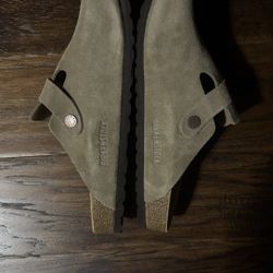 Birkenstock Boston Clog Taupe