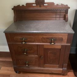 Elegant Antique Chocolate Marble Washstand – A Timeless Masterpiece