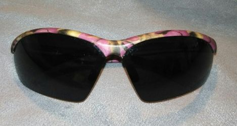 Pink camouflage sunglasses