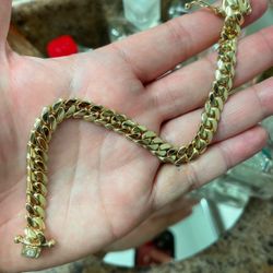 10k Cuban Bracelet