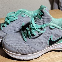 Womens Nike Running Shoes