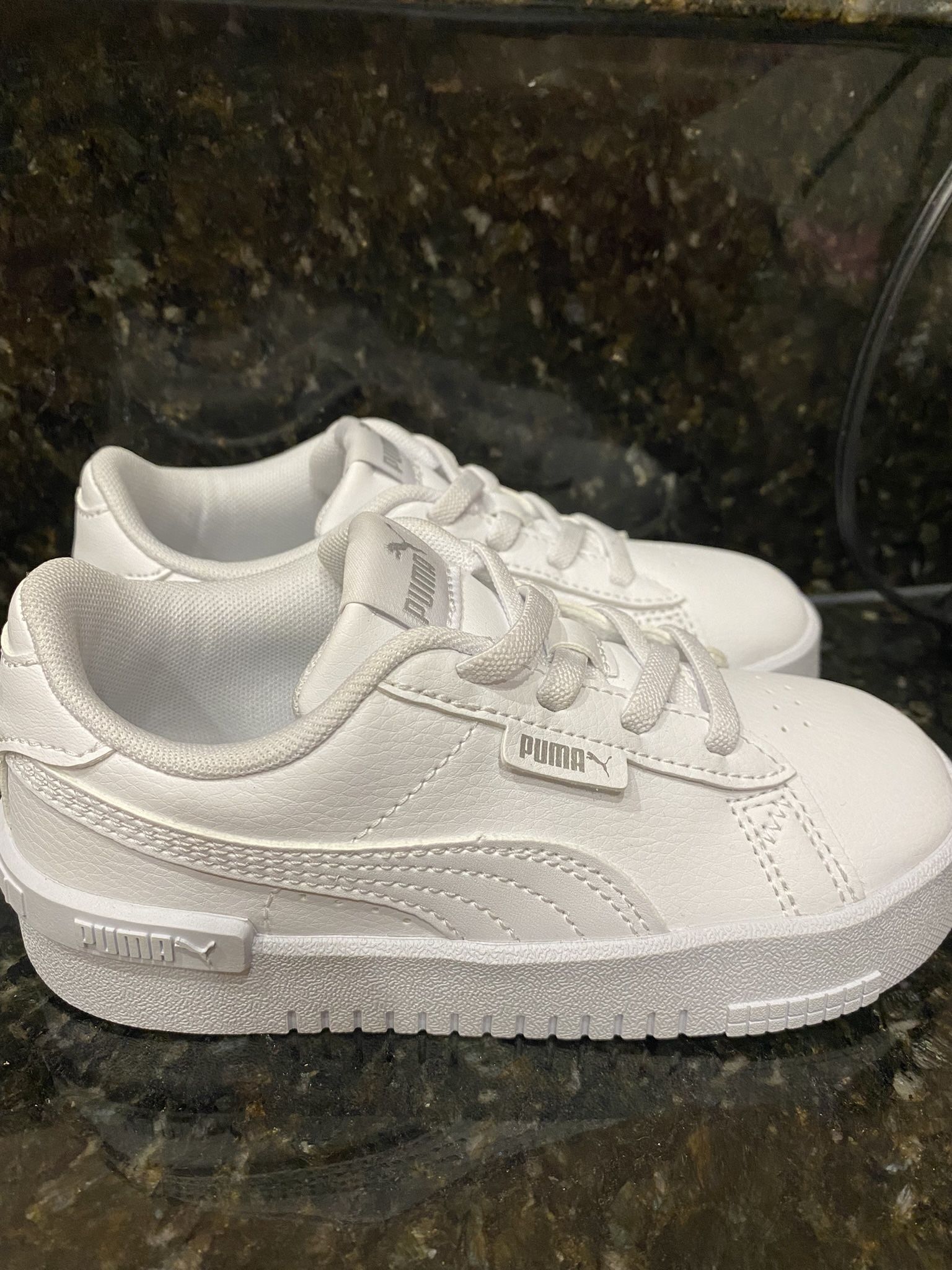 Puma Toddler Sneakers Shoes Size 9 White/White