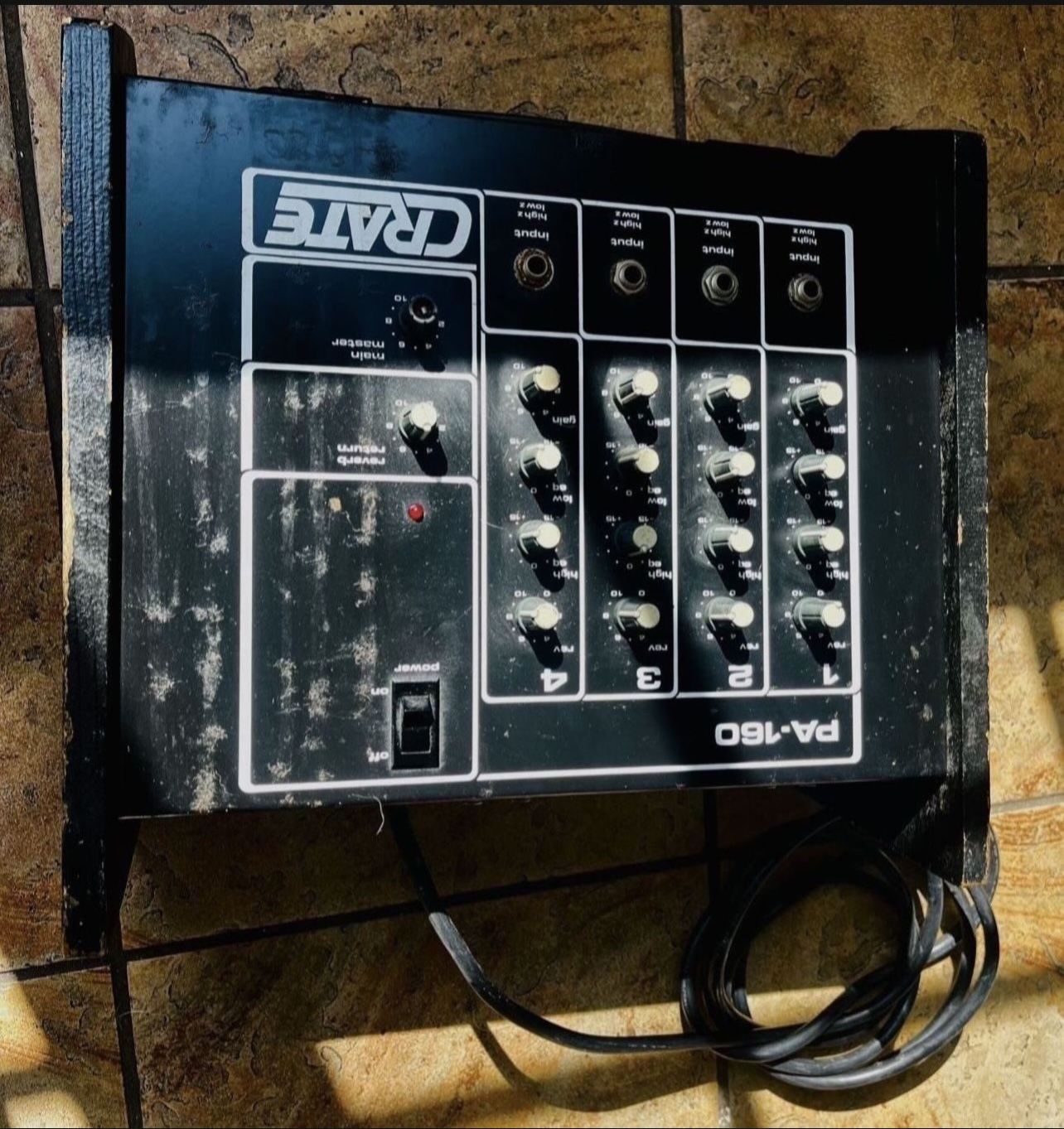 Crate PA-160 Mixer/Amp 60 Watts @ 4 OHMS