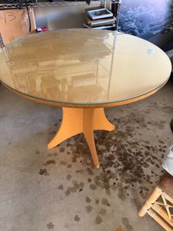 Round Pedestal Dining Table with Glass Top