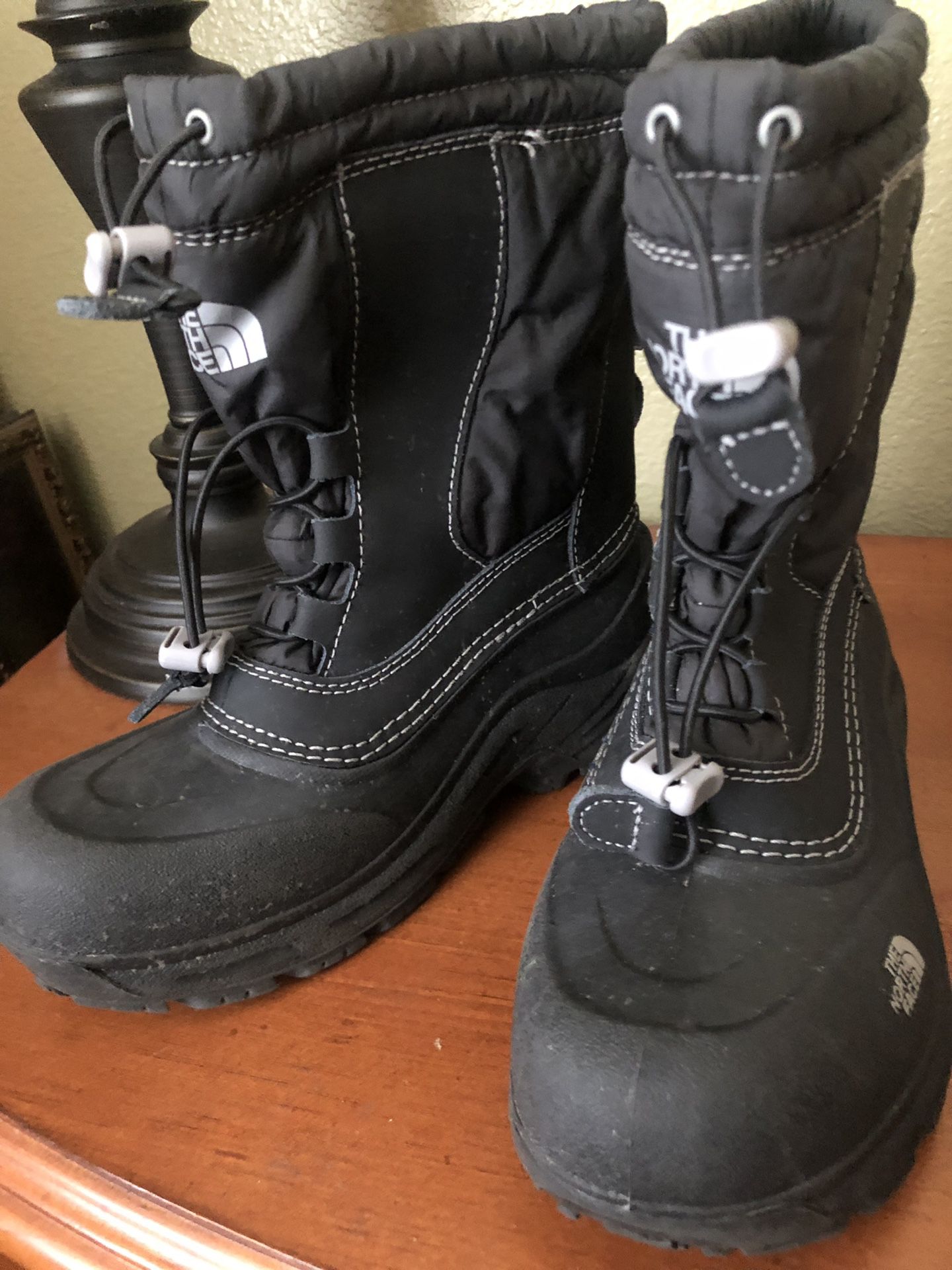 The North Face Snow boots size 3y