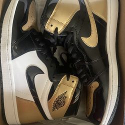 Air Jordan 1 Hi Gold Toes 