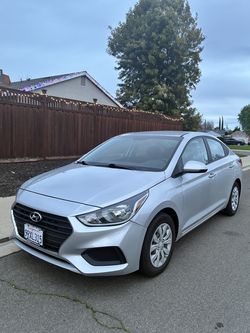 2021hyundai accent