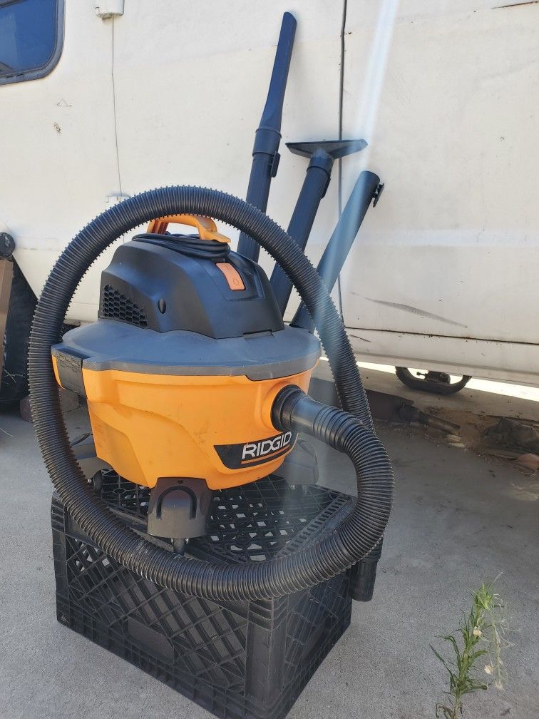 Rigid Vacuum Shop Vac
