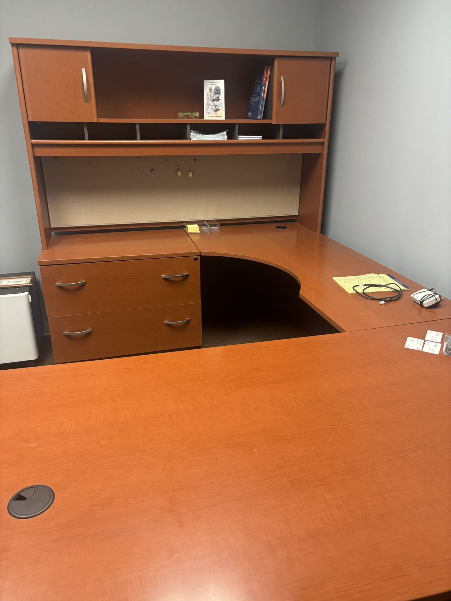 Office Desk And Filing Cabinet 